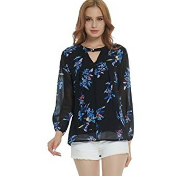Tops - Floral blouse